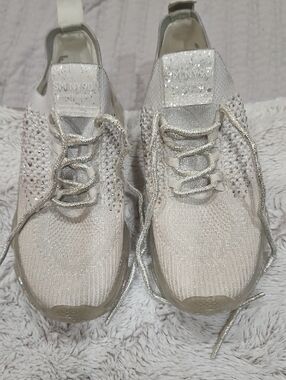 Steve Madden Metallic Cream Knit Slip-On Lace-Up Sneakers